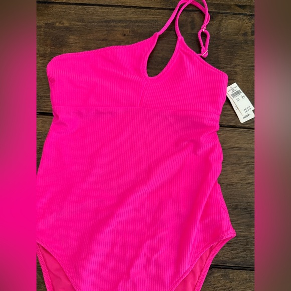 Aerie NWT - Picture 2 of 5